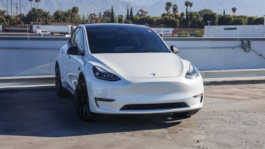 2022 Tesla Model Y Performance — SUV — 32,736 mi — Claremont, CA