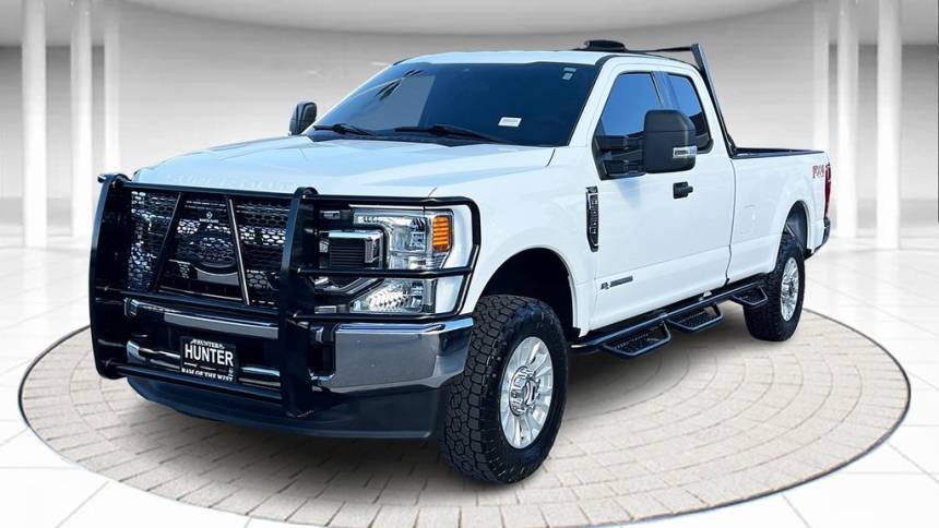 2022 Ford Super Duty F-250 XLT — Pickup Truck — 34,625 mi — Lancaster, CA