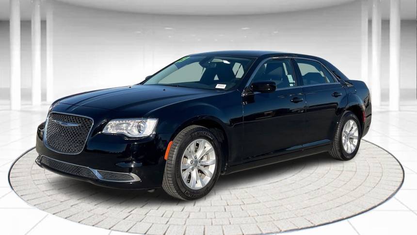 2023 Chrysler 300 Touring — Sedan — 15,396 mi — Lancaster, CA