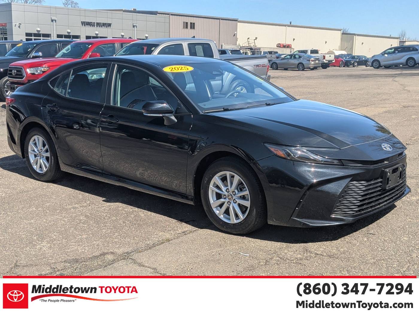 2025 Toyota Camry LE — Sedan — 17,749 mi — Middletown, CT