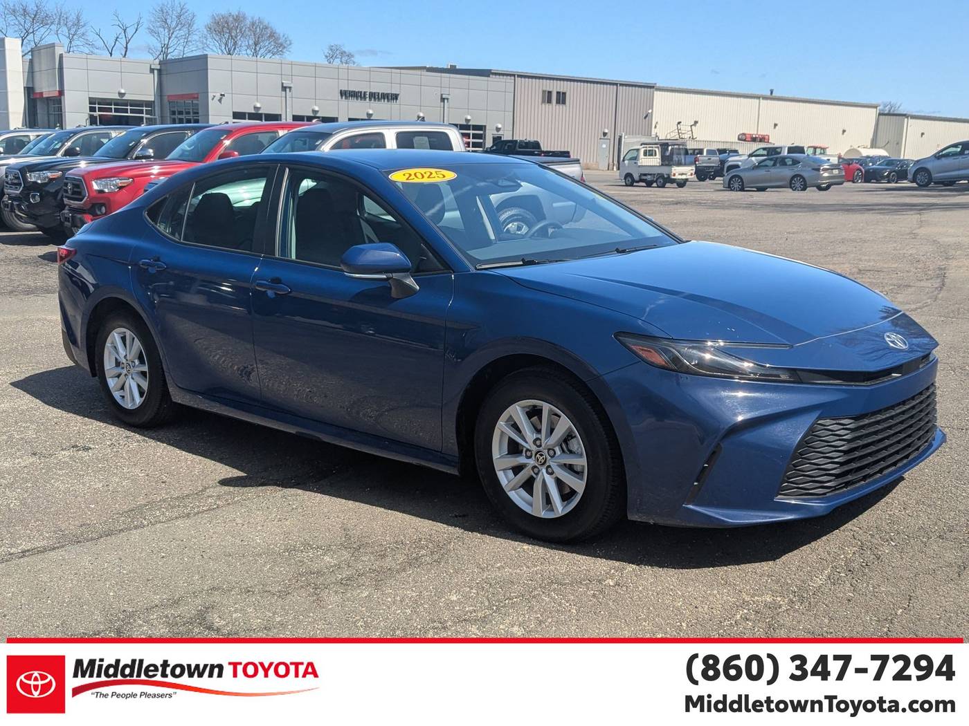 2025 Toyota Camry LE — Sedan — 18,320 mi — Middletown, CT