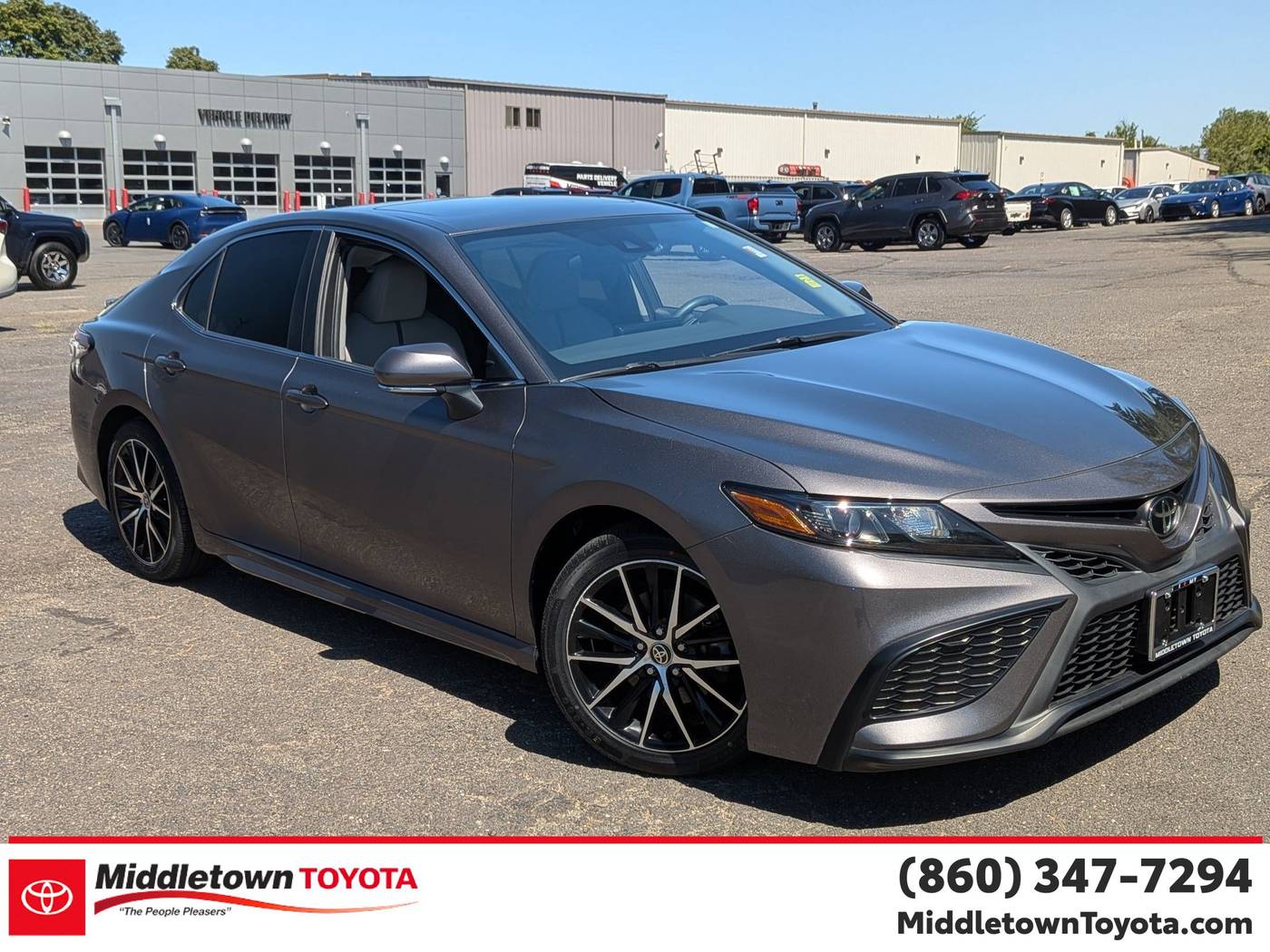 2022 Toyota Camry SE — Sedan — 37,780 mi — Middletown, CT