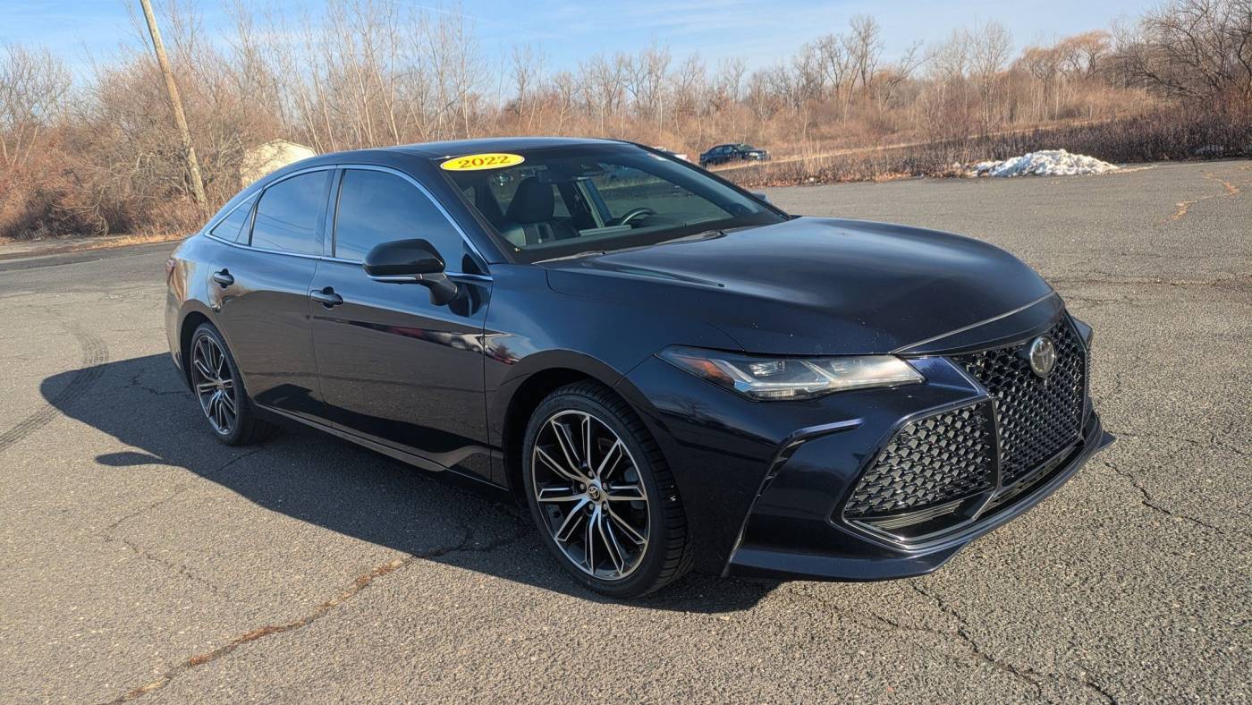 2022 Toyota Avalon Touring — Sedan — 44,017 mi — Middletown, CT