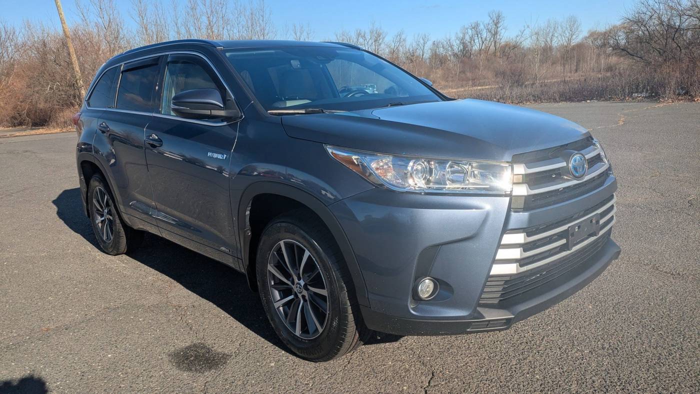 2018 Toyota Highlander Hybrid XLE — SUV — 90,681 mi — Middletown, CT