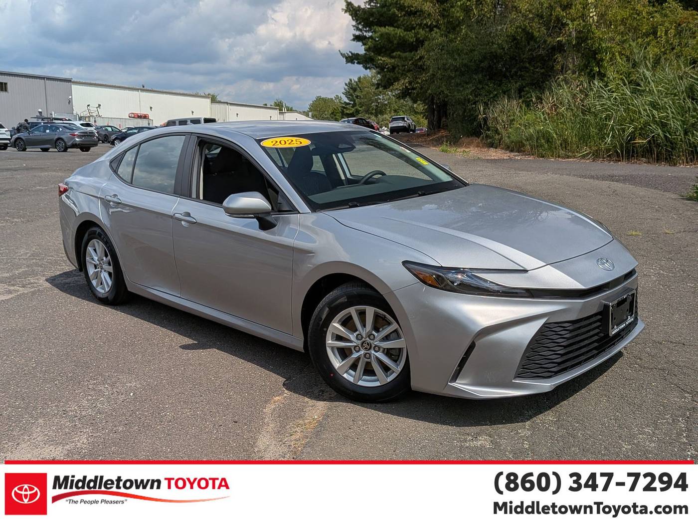 2025 Toyota Camry Hybrid LE — Sedan — 54,860 mi — Middletown, CT