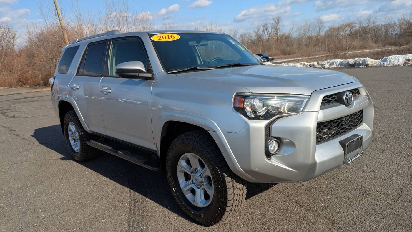 2016 Toyota 4Runner SR5 — SUV — 152,080 mi — Middletown, CT