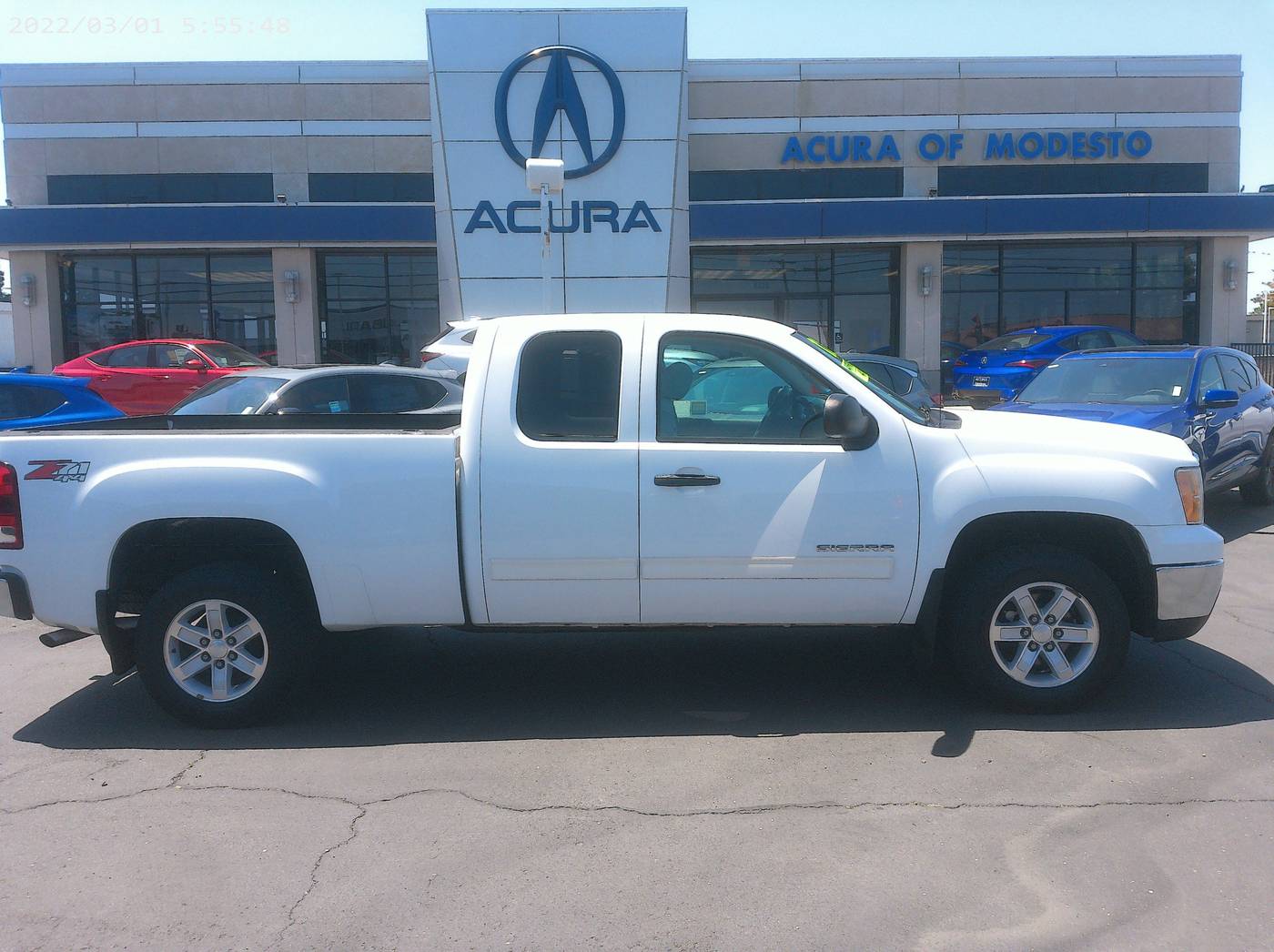 2012 GMC Sierra 1500 SLE — Pickup Truck — 129,657 mi — Modesto, CA