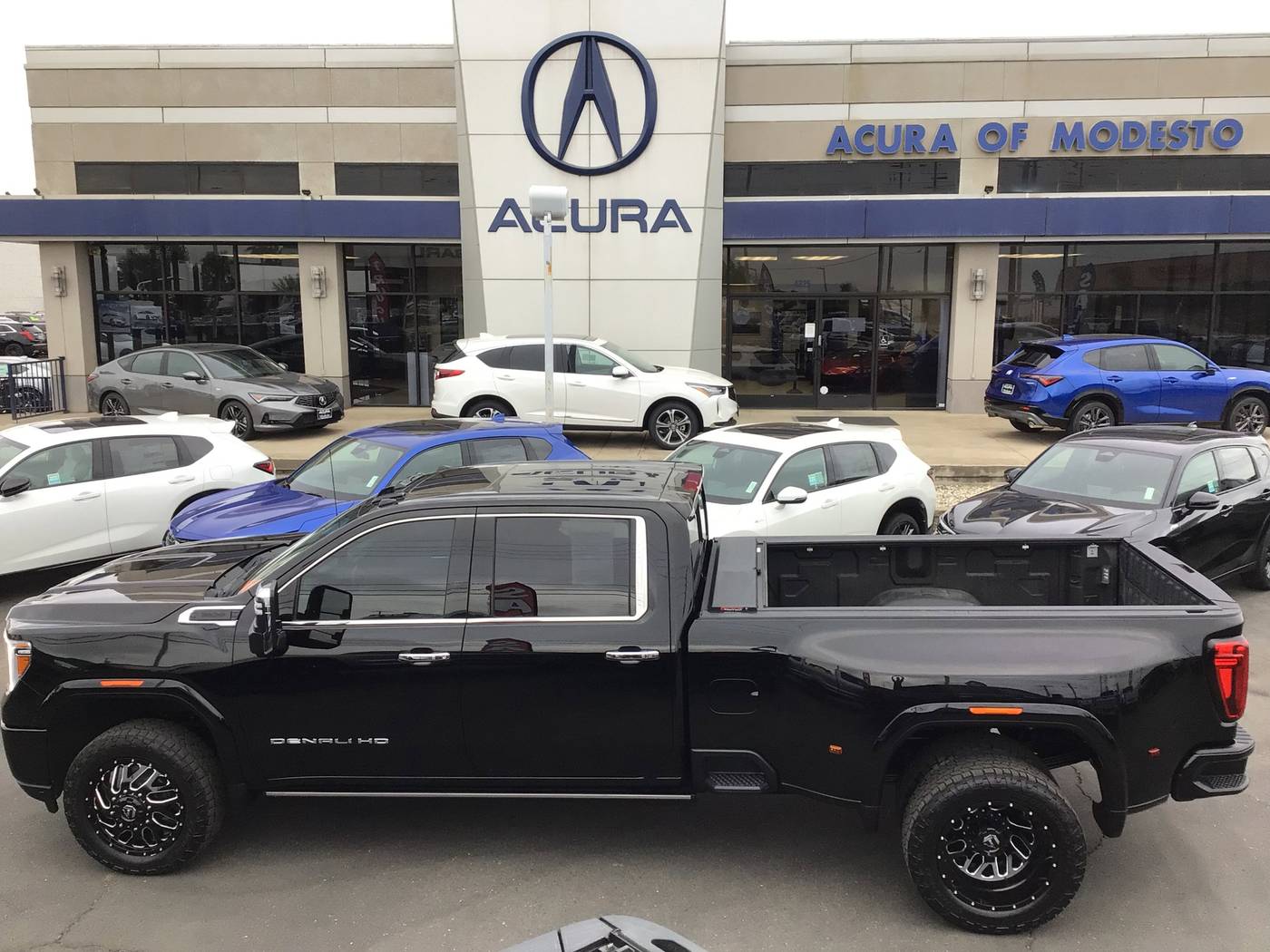 2022 GMC Sierra 3500HD Denali — Pickup Truck — 12,939 mi — Modesto, CA