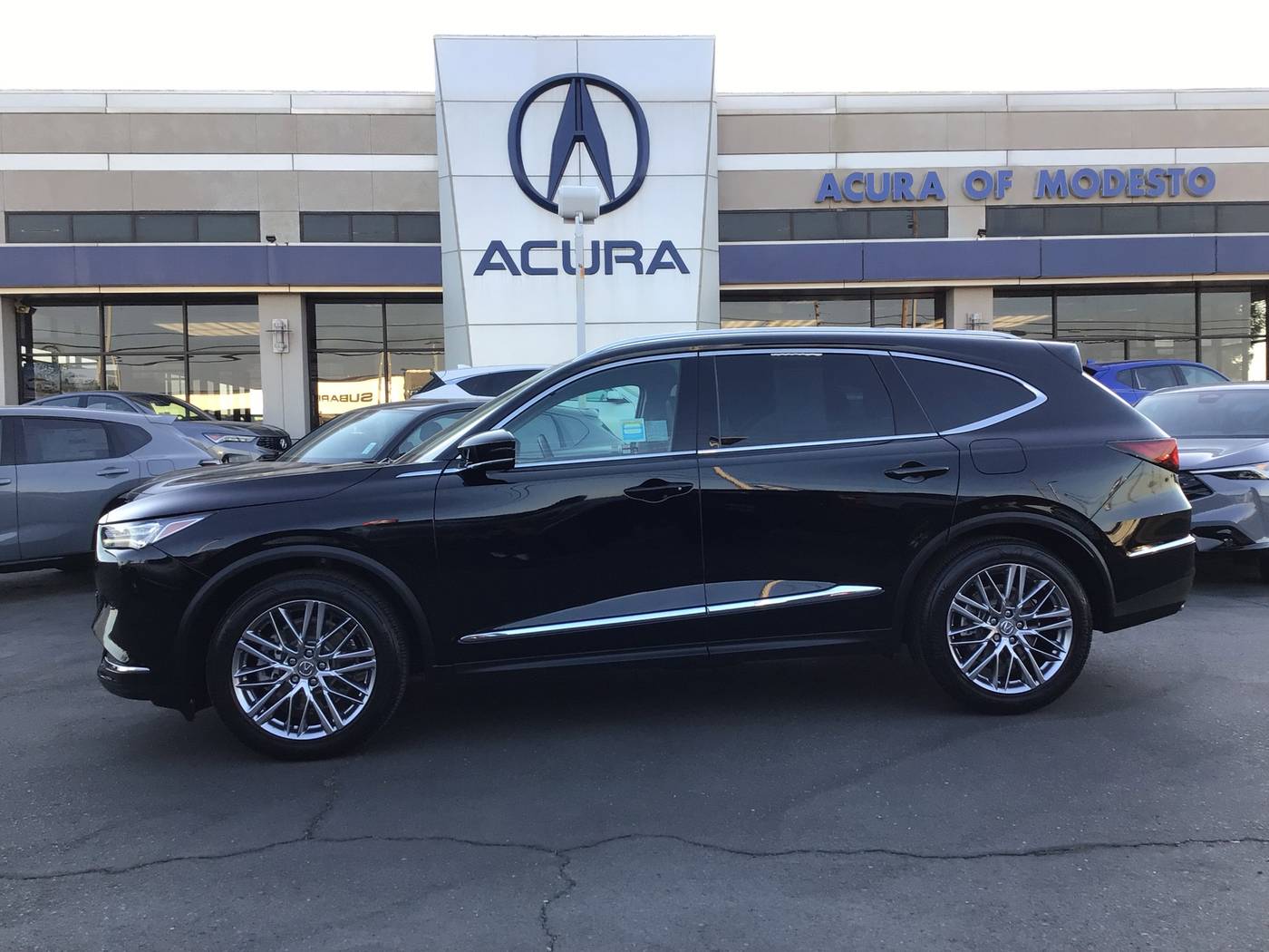 2023 Acura MDX Advance Package — SUV — 11,050 mi — Modesto, CA