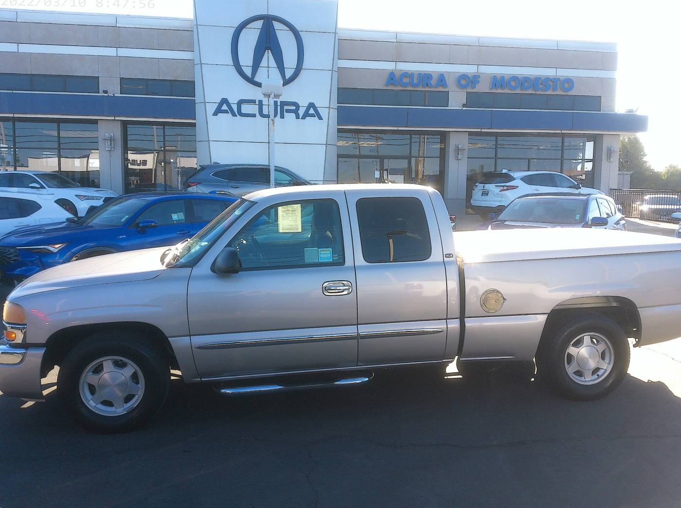 2004 GMC Sierra 1500 SLE — Pickup Truck — 121,293 mi — Modesto, CA