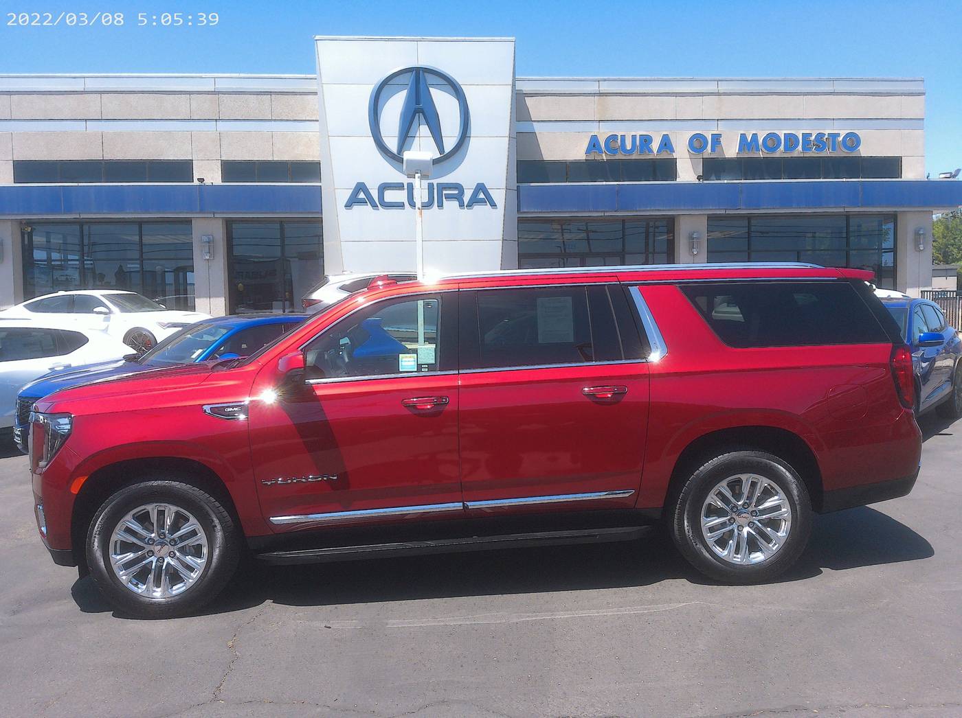 2024 GMC Yukon SLT — SUV — 22,150 mi — Modesto, CA