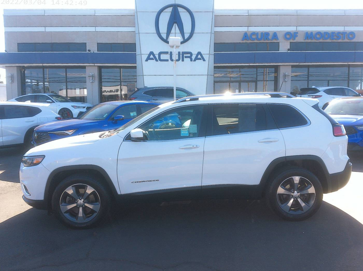 2019 Jeep Cherokee Limited — SUV — 121,875 mi — Modesto, CA