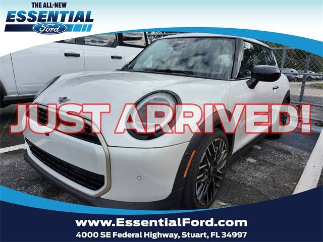 2025 MINI Hardtop Cooper S — Hatchback — 4,011 mi — Stuart, FL
