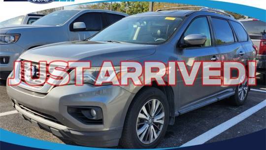 2017 Nissan Pathfinder SL — SUV — 119,289 mi — Stuart, FL