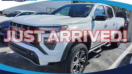 2025 GMC Canyon AT4