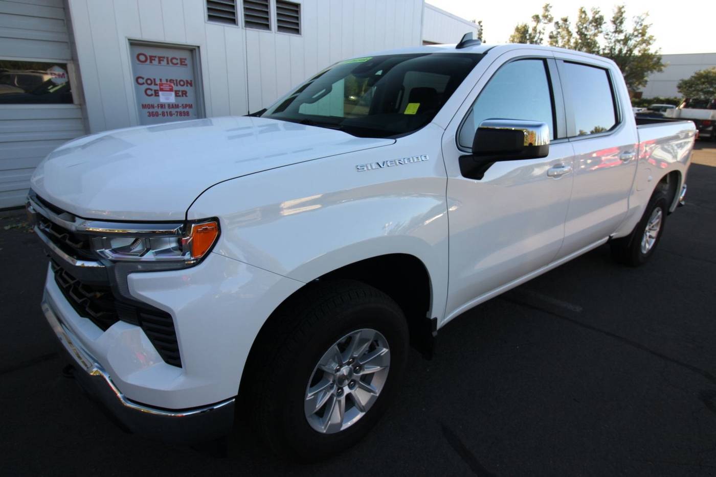 2024 Chevrolet Silverado 1500 LT — Pickup Truck — 11,645 mi — Vancouver, WA