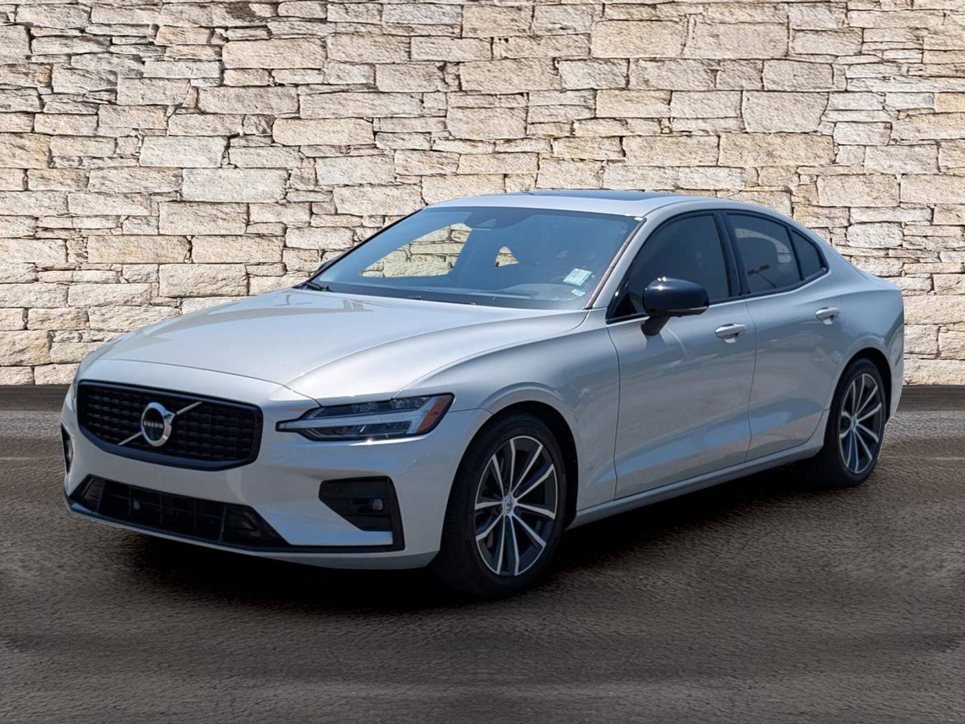 2022 Volvo S60 Momentum — Sedan — 27,123 mi — Albany, GA