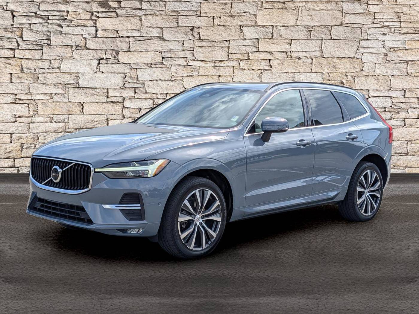 2022 Volvo XC60 Momentum — SUV — 61,375 mi — Albany, GA