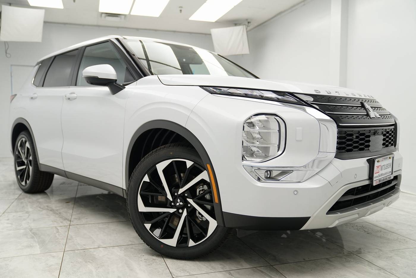 2024 Mitsubishi Outlander SE — SUV — 5 mi — Rahway, NJ