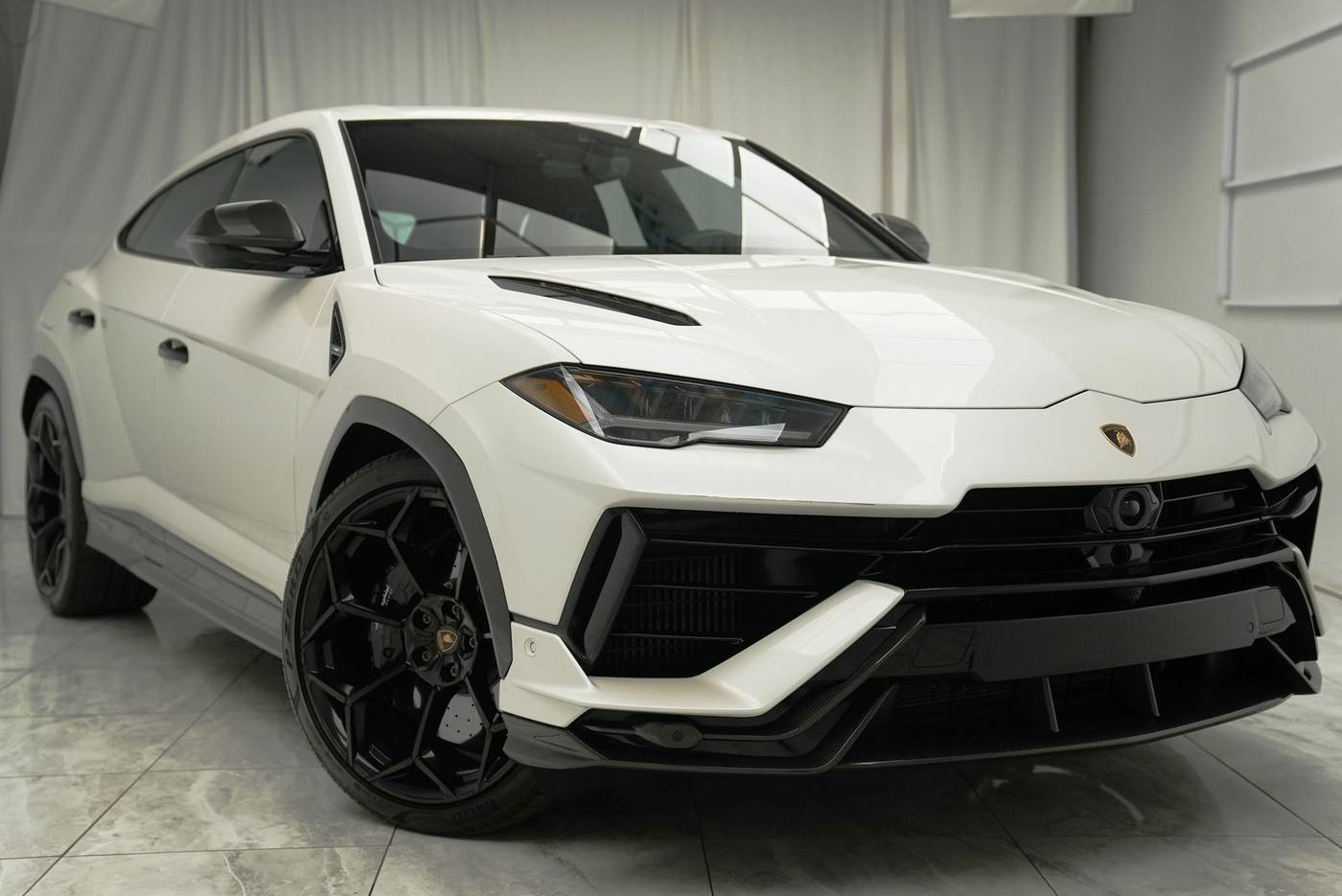 2024 Lamborghini Urus