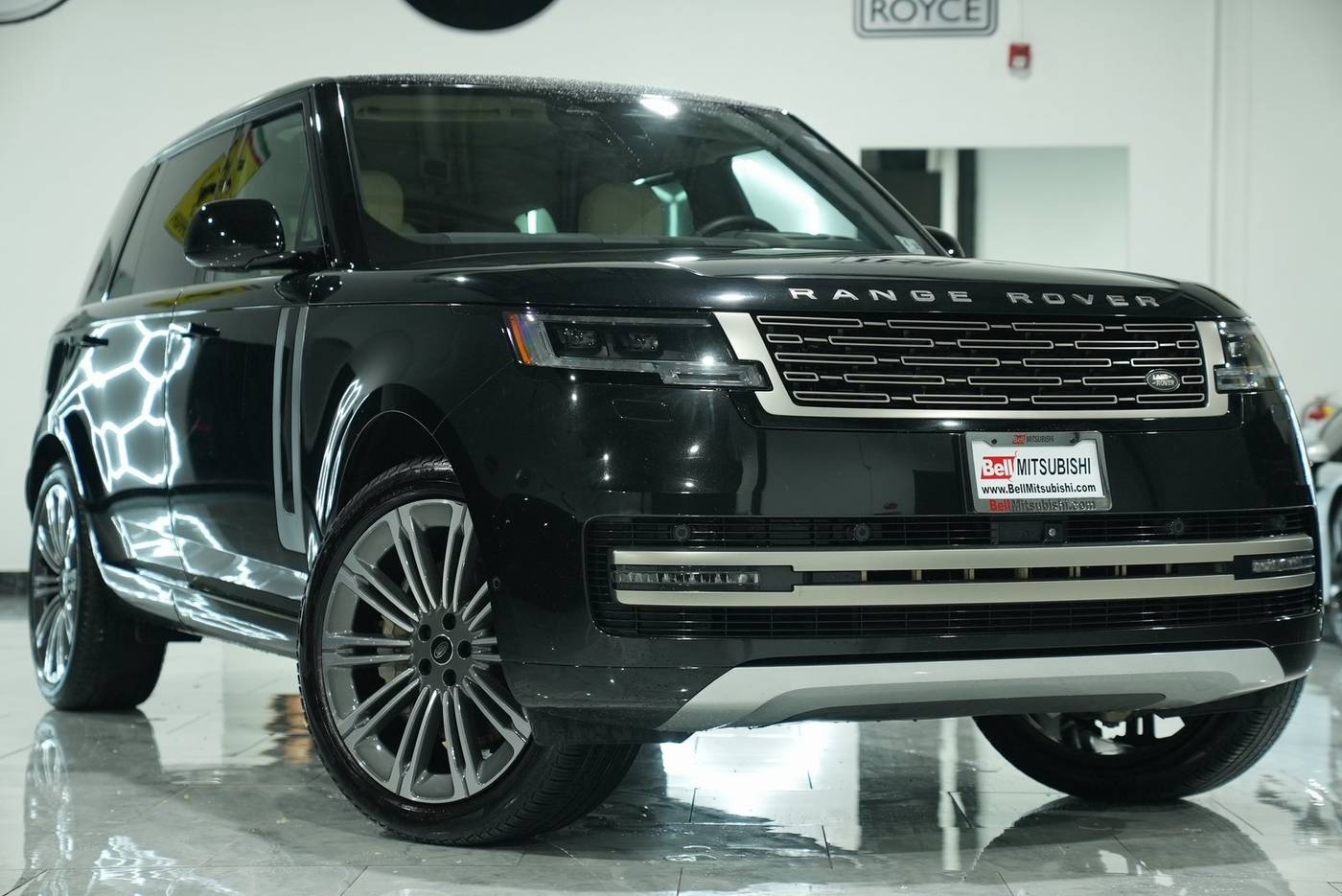 2023 Land Rover Range Rover SE — SUV — 43,946 mi — Rahway, NJ