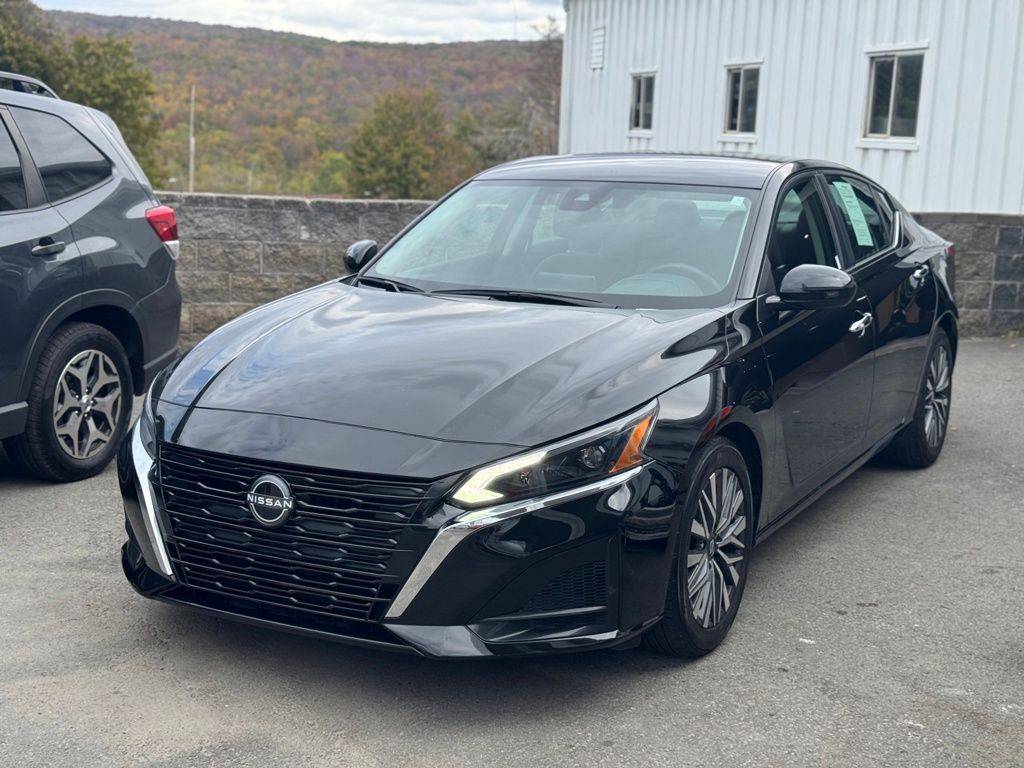 2023 Nissan Altima SV — Sedan — 66,190 mi — Forest City, PA