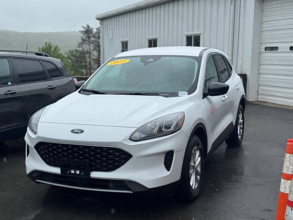 2022 Ford Escape SE — SUV — 16,133 mi — Forest City, PA