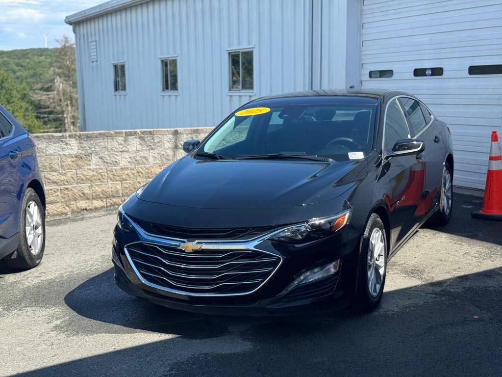 2025 Chevrolet Malibu LT — Sedan — 13,731 mi — Forest City, PA