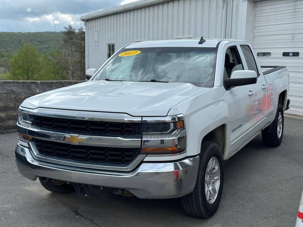 2017 Chevrolet Silverado 1500 LT — Pickup Truck — 72,017 mi — Forest City, PA