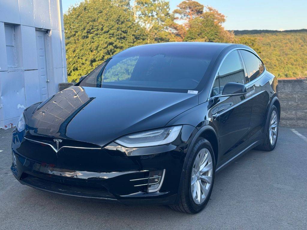 2018 Tesla Model X 75D — SUV — 43,658 mi — Forest City, PA