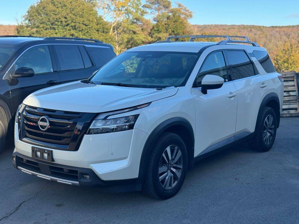 2022 Nissan Pathfinder SL — SUV — 93,501 mi — Forest City, PA