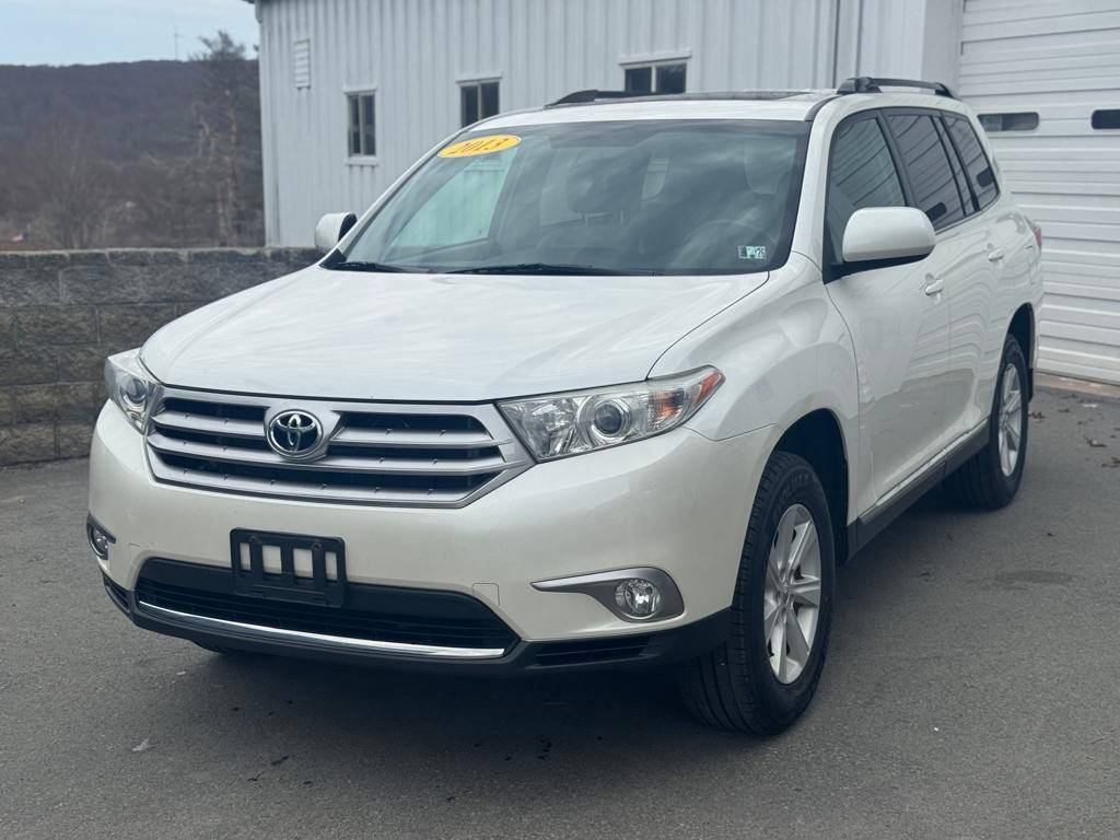 2013 Toyota Highlander Plus V6 — SUV — 103,184 mi — Forest City, PA