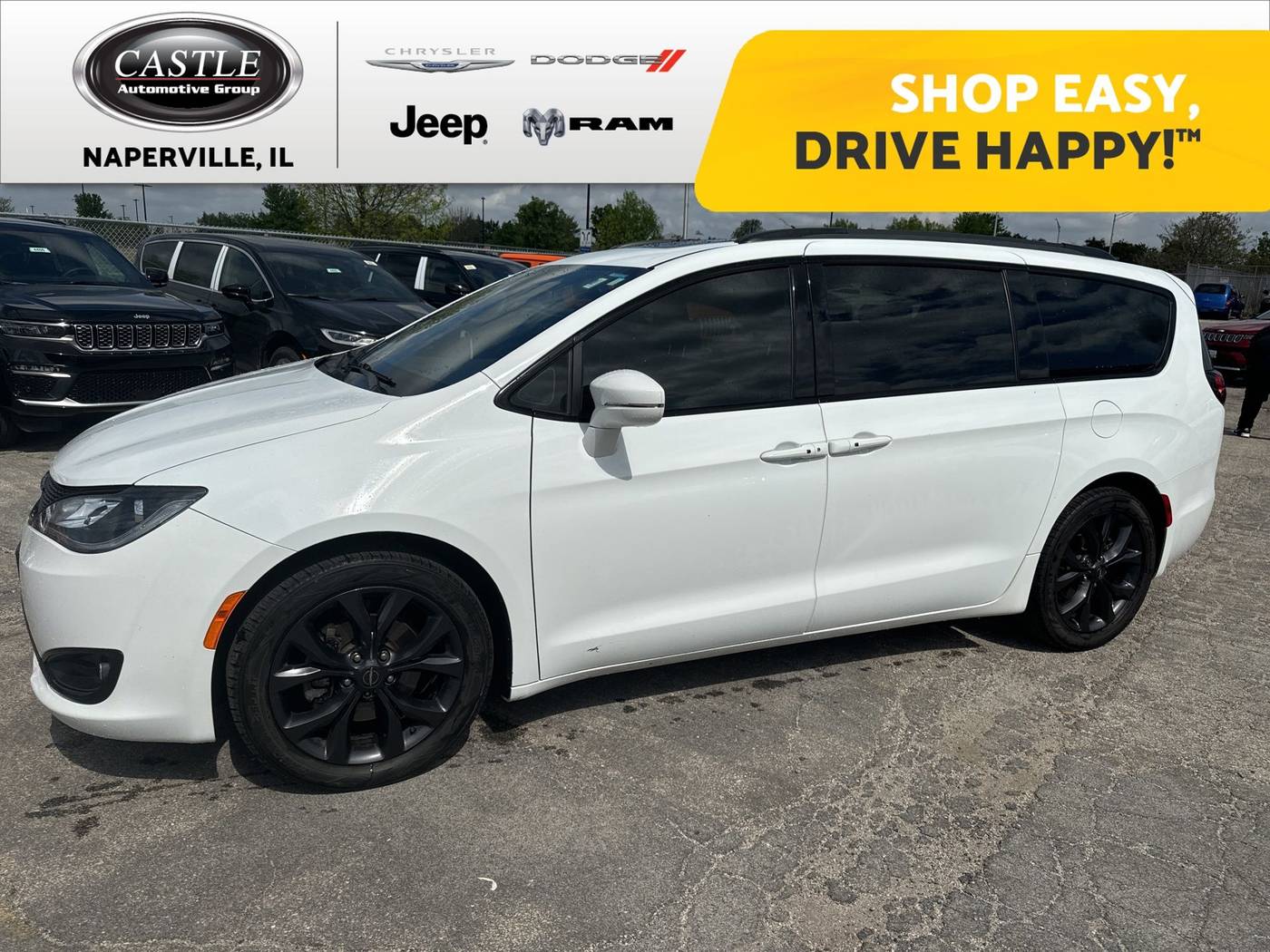 2019 Chrysler Pacifica Limited — Minivan — 94,463 mi — Naperville, IL