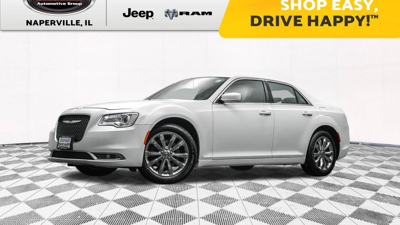 2017 Chrysler 300 Limited — Sedan — 79,212 mi — Naperville, IL