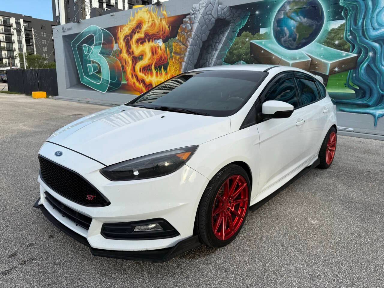 2017 Ford Focus ST — Hatchback — 85,814 mi — Fort Lauderdale, FL