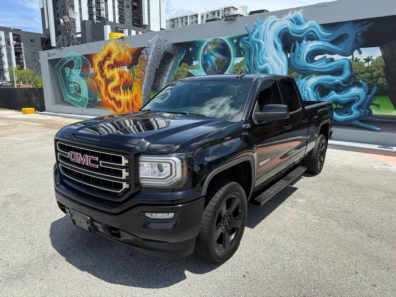 2017 GMC Sierra 1500 SLE — Pickup Truck — 118,027 mi — Fort Lauderdale, FL