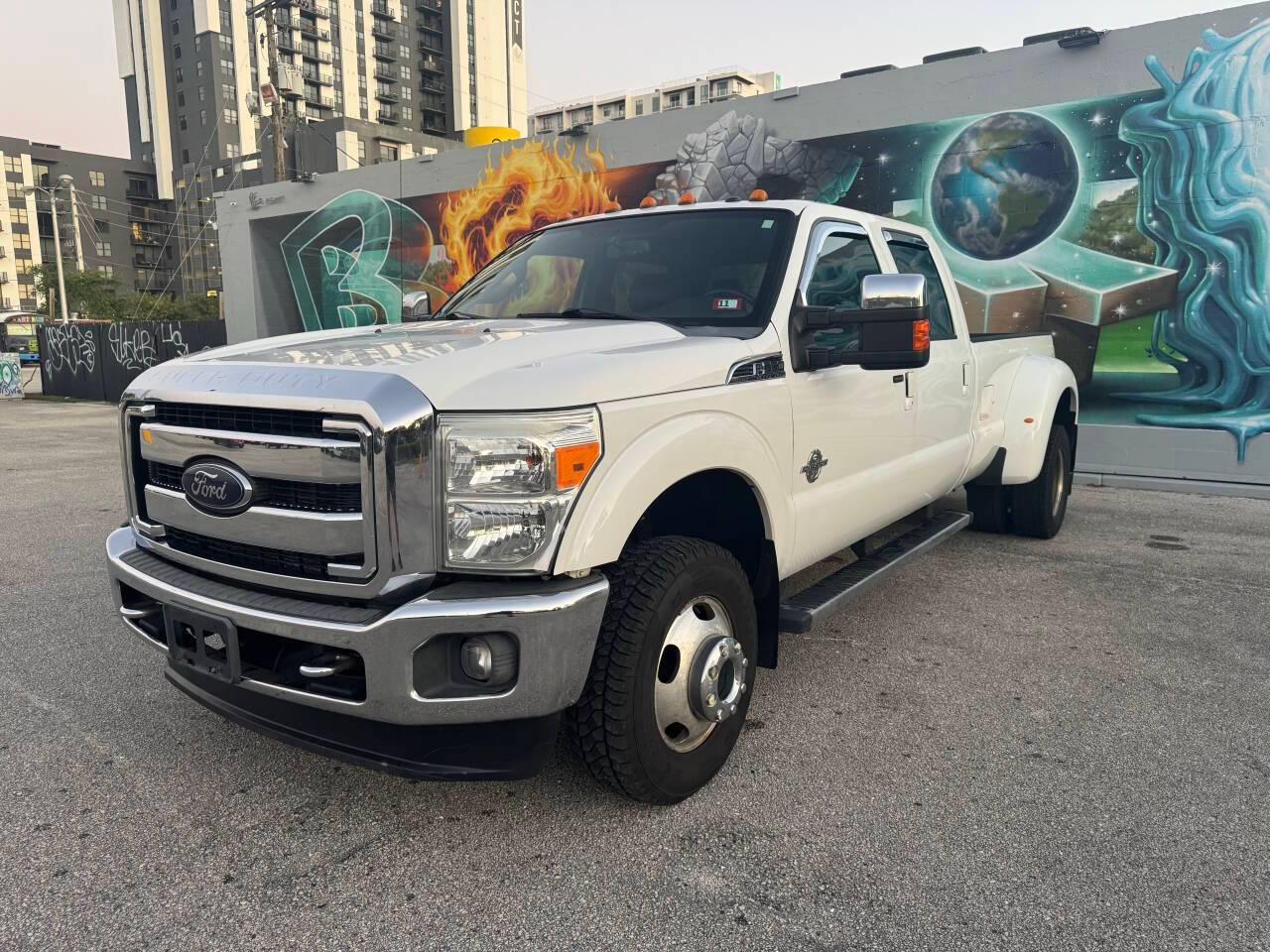 2012 Ford Super Duty F-350 Lariat — Pickup Truck — 156,300 mi — Fort Lauderdale, FL