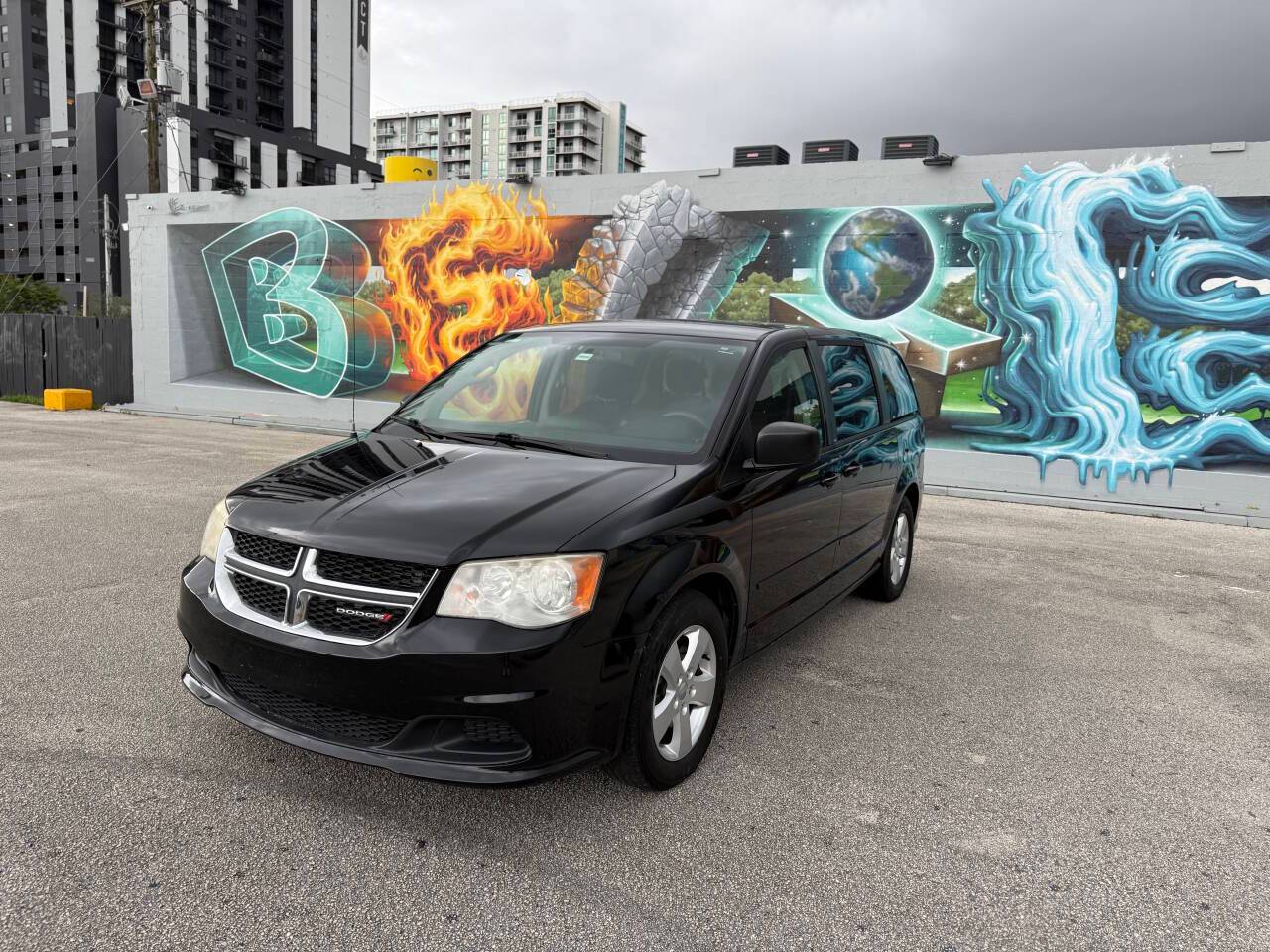 2013 Dodge Grand Caravan SE — Minivan — 118,392 mi — Fort Lauderdale, FL
