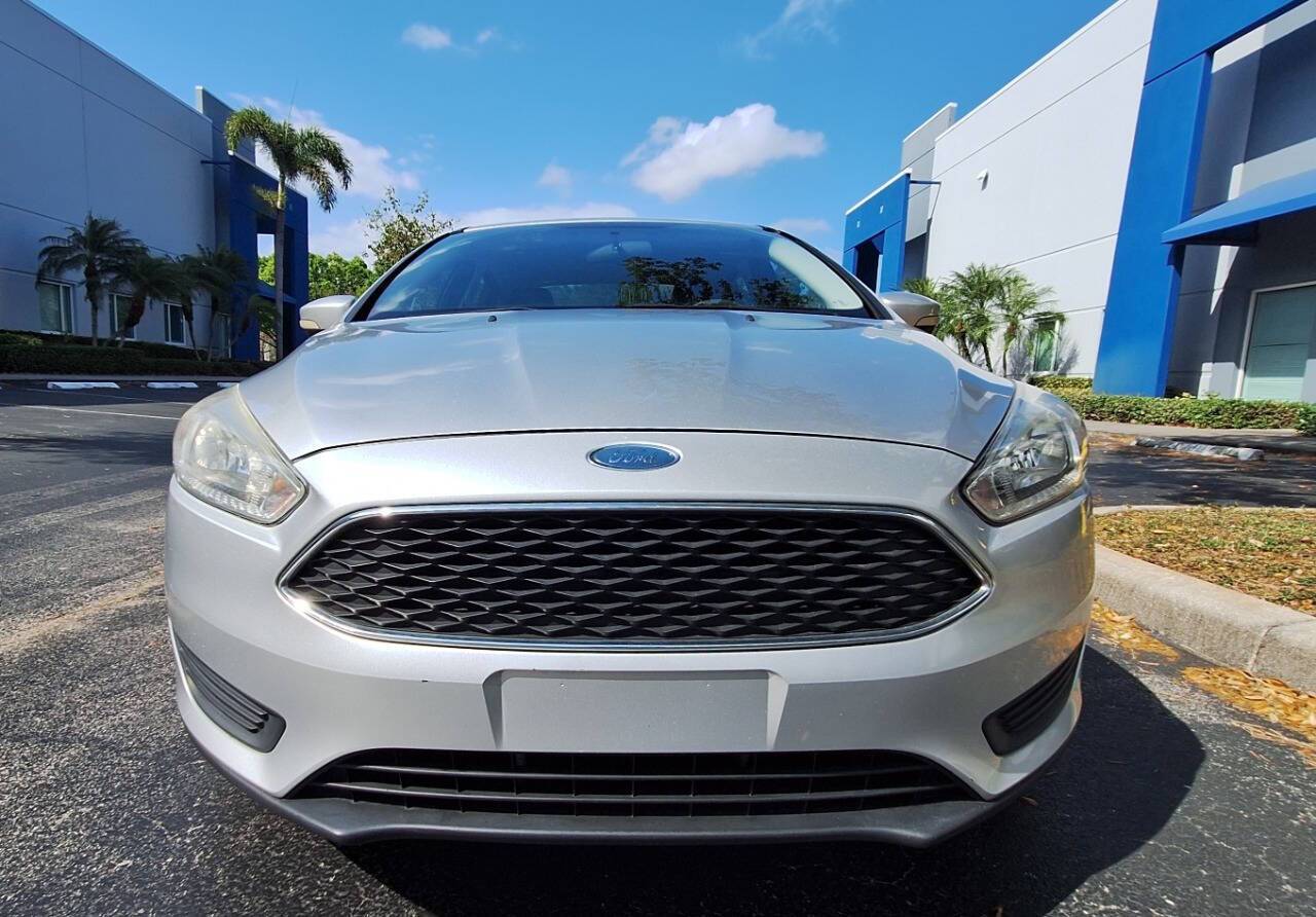 2017 Ford Focus SE — Sedan — 57,303 mi — Fort Lauderdale, FL