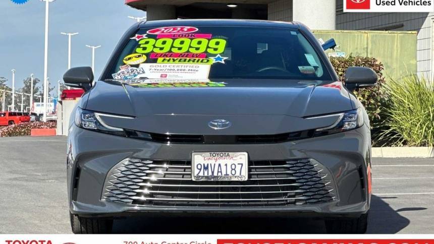 2025 Toyota Camry XLE — Sedan — 5,140 mi — Salinas, CA