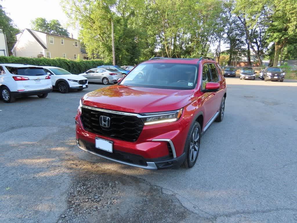 2025 Honda Pilot Touring — SUV — 8,447 mi — Paramus, NJ