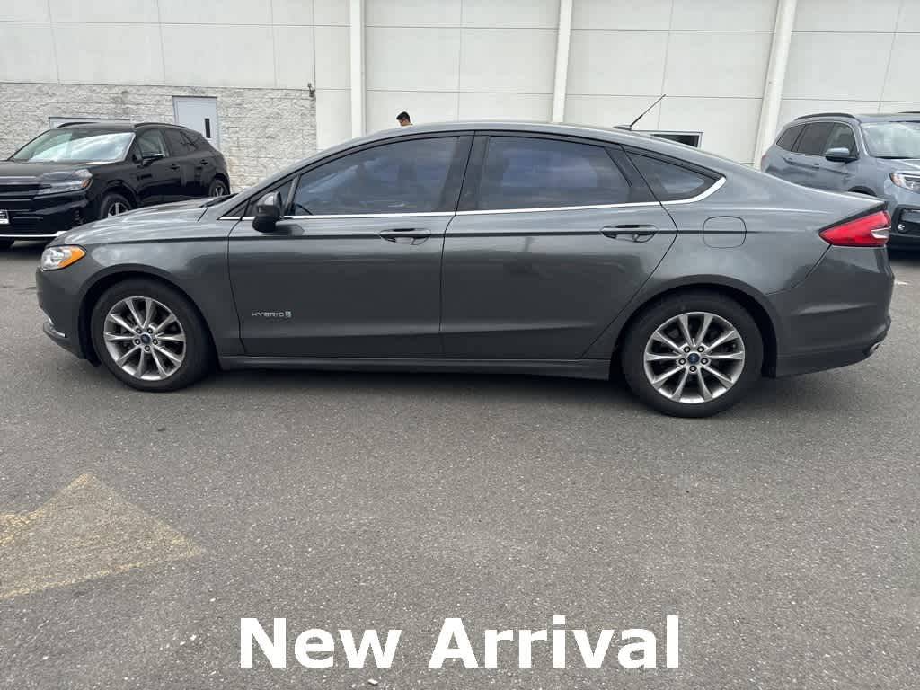 2017 Ford Fusion Hybrid SE — Sedan — 189,601 mi — Paramus, NJ