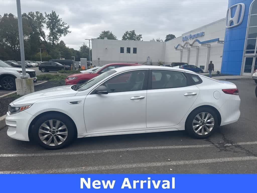 2017 Kia Optima LX — Sedan — 123,413 mi — Paramus, NJ