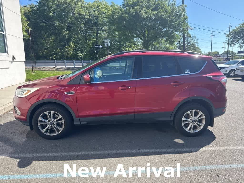 2017 Ford Escape SE — SUV — 104,274 mi — Paramus, NJ