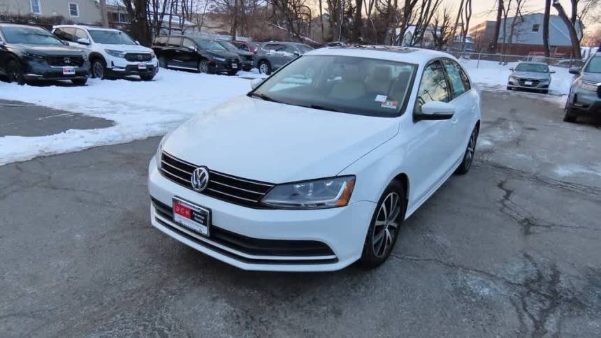 2017 Volkswagen Jetta 1.4T SE — Sedan — 123,672 mi — Paramus, NJ