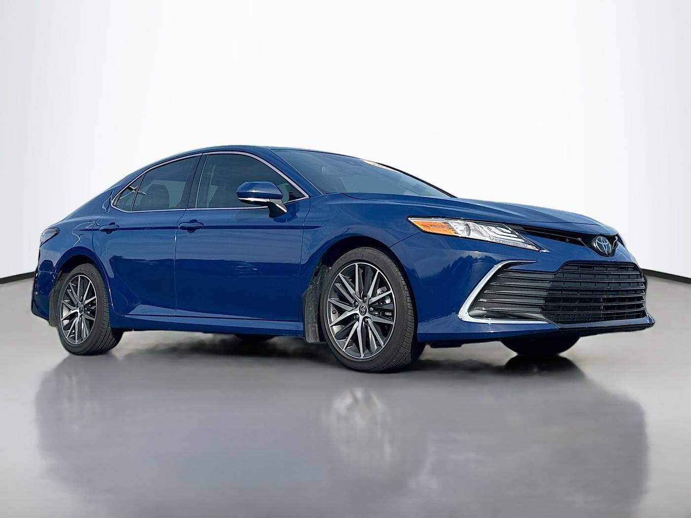 2024 Toyota Camry XLE — Sedan — 25,500 mi — Rockford, IL