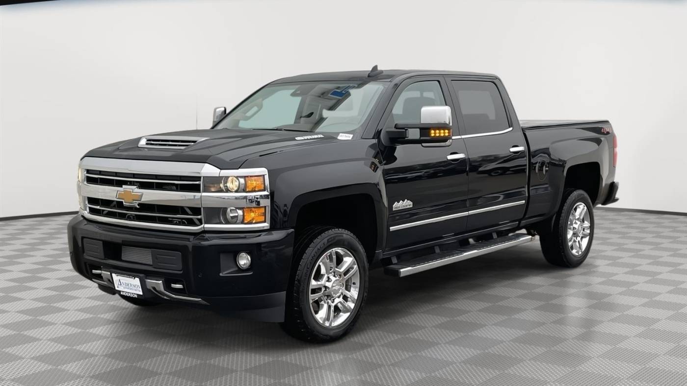 2018 Chevrolet Silverado 2500HD High Country — Pickup Truck — 145,703 mi — Lincoln, NE