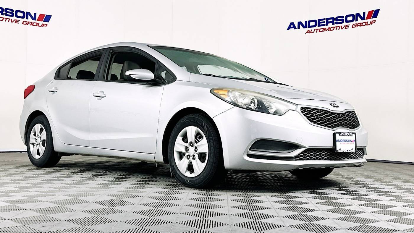 2015 Kia Forte LX — Sedan — 97,349 mi — Rockford, IL