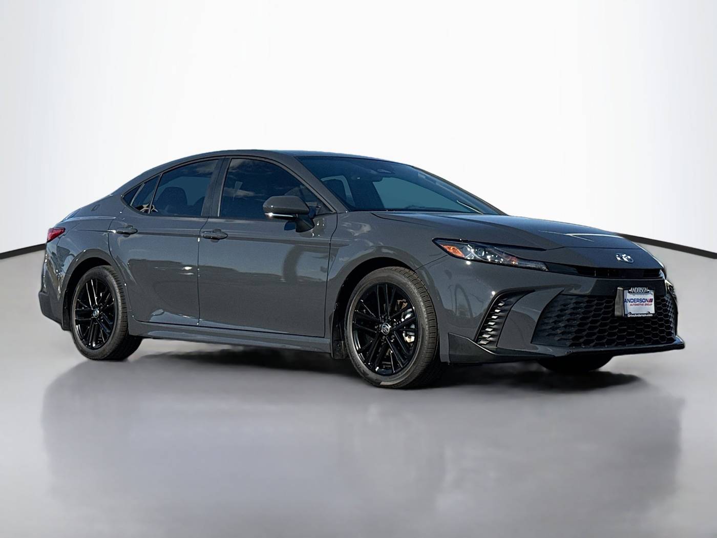 2025 Toyota Camry Hybrid SE — Sedan — 8,560 mi — Rockford, IL