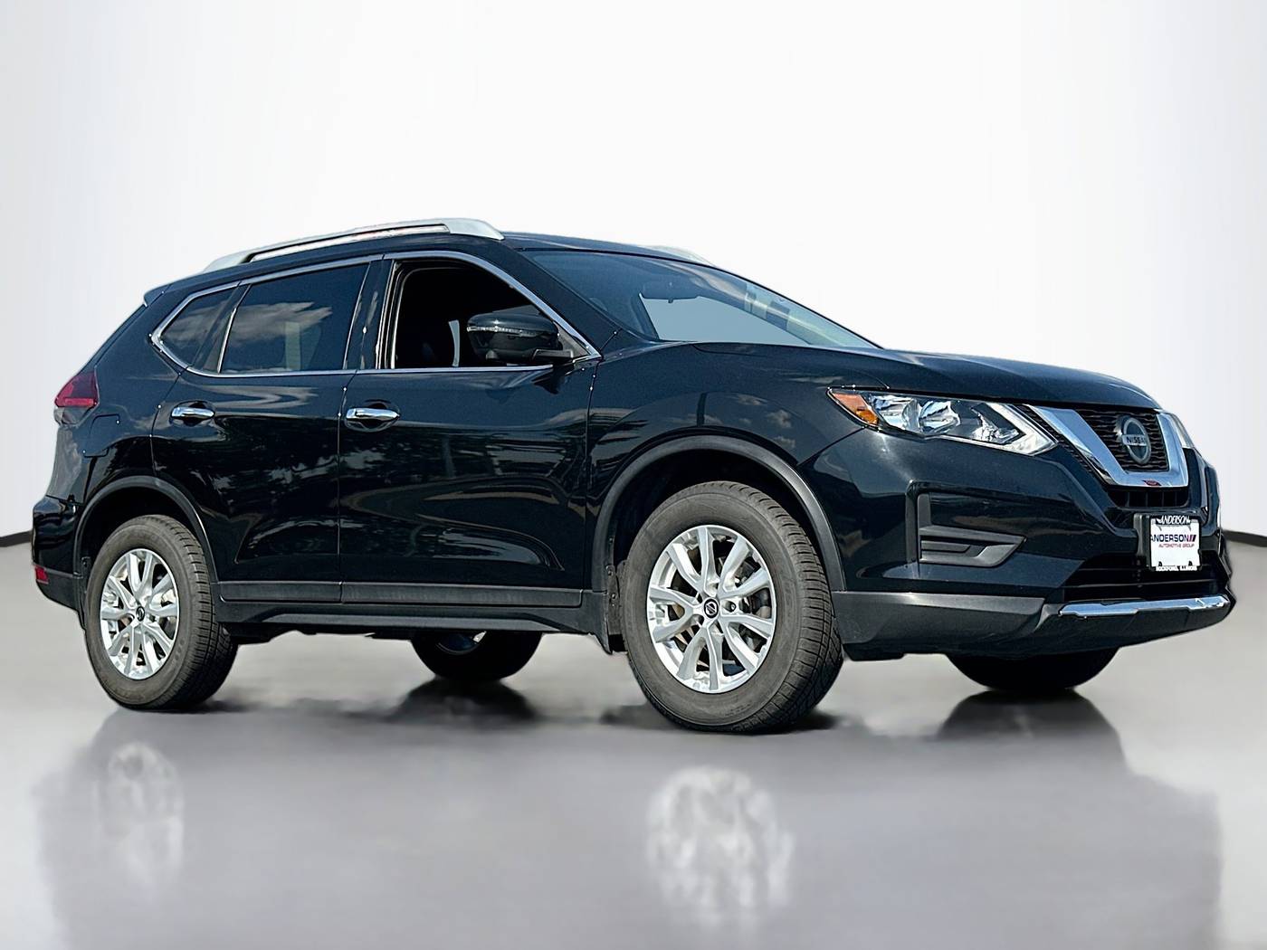2018 Nissan Rogue SV — SUV — 110,948 mi — Rockford, IL